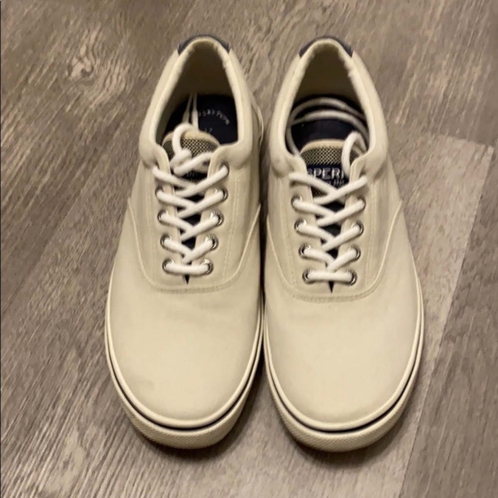 Sperry boat shoes
